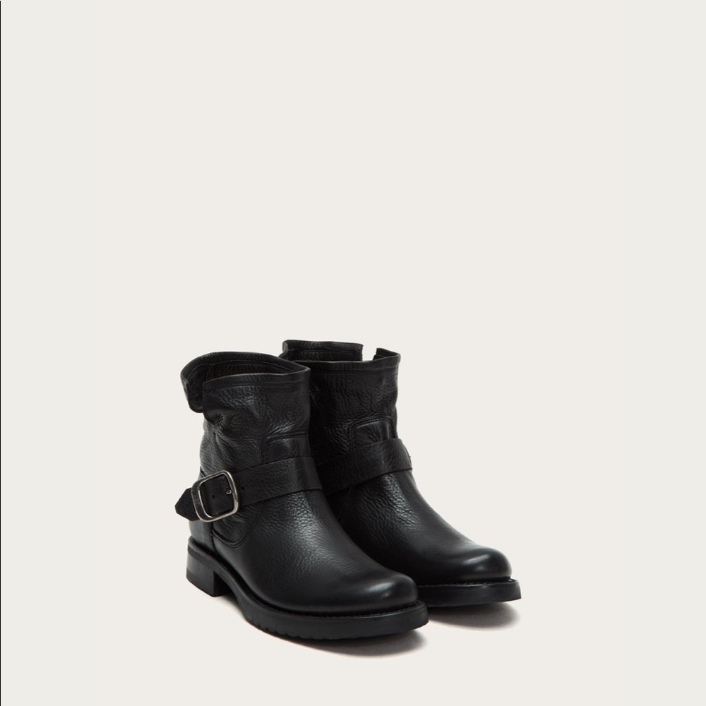 The Frye Company ‘Veronica Bootie’ in black